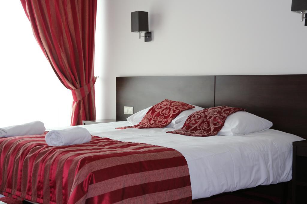 Rezidencija Grizulo Ratai Guest House Sasnava Rom bilde