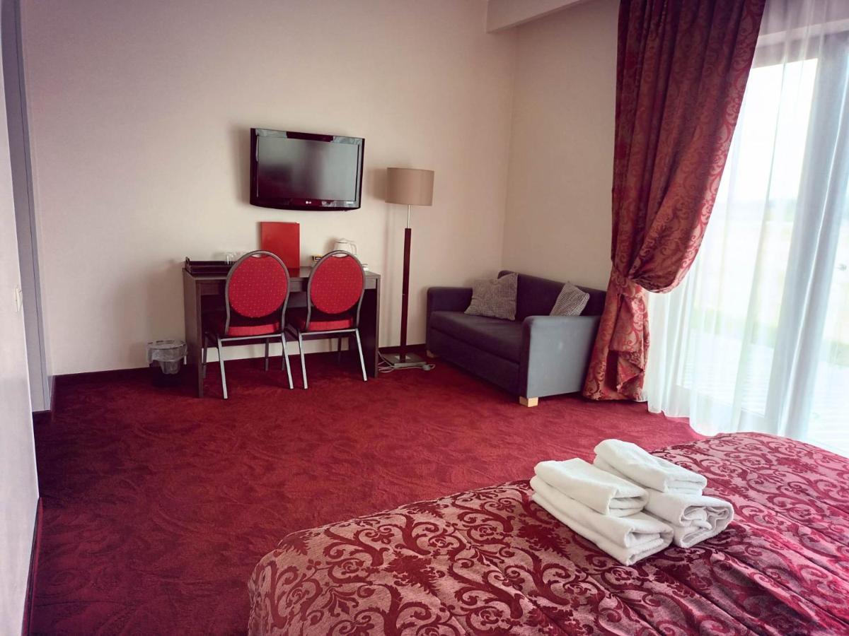 Rezidencija Grizulo Ratai Guest House Sasnava Eksteriør bilde