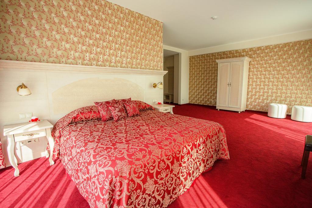 Rezidencija Grizulo Ratai Guest House Sasnava Eksteriør bilde