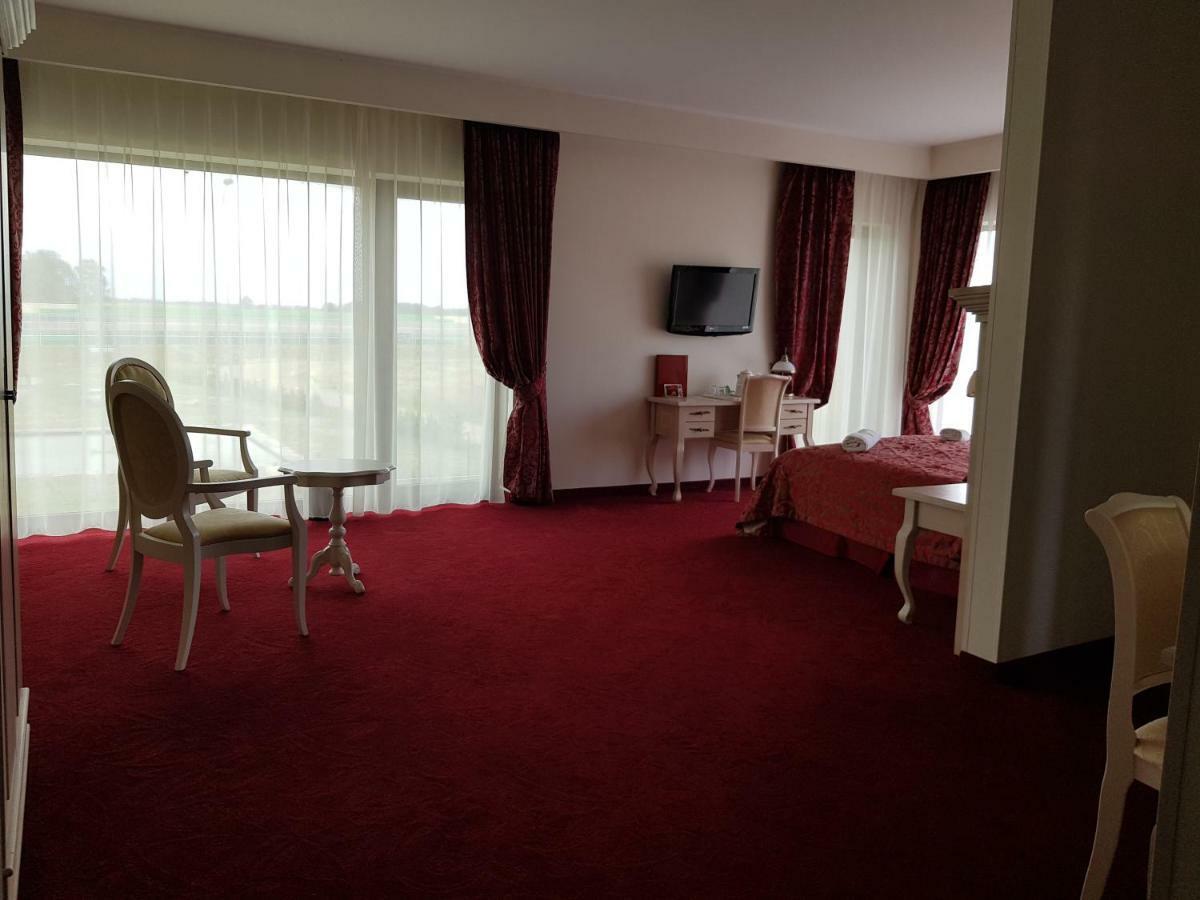 Rezidencija Grizulo Ratai Guest House Sasnava Eksteriør bilde