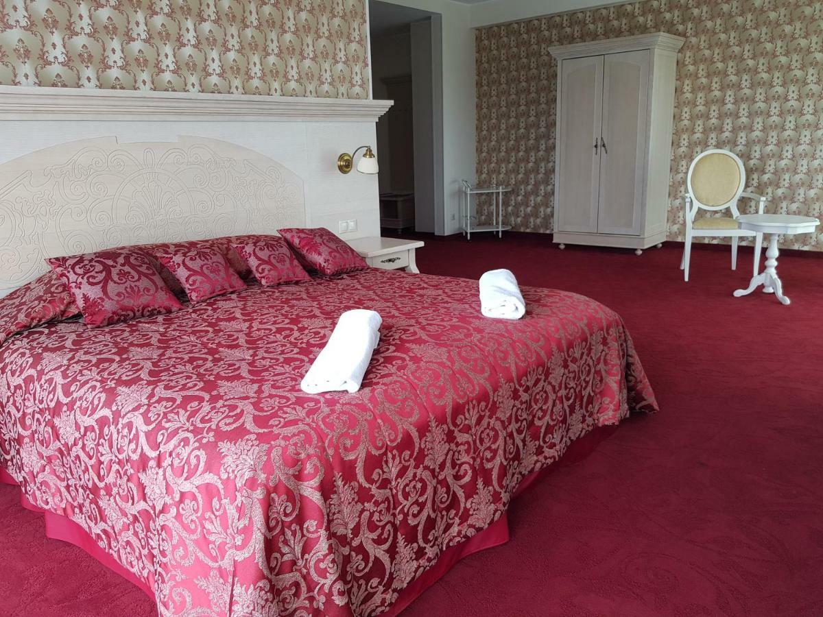 Rezidencija Grizulo Ratai Guest House Sasnava Eksteriør bilde